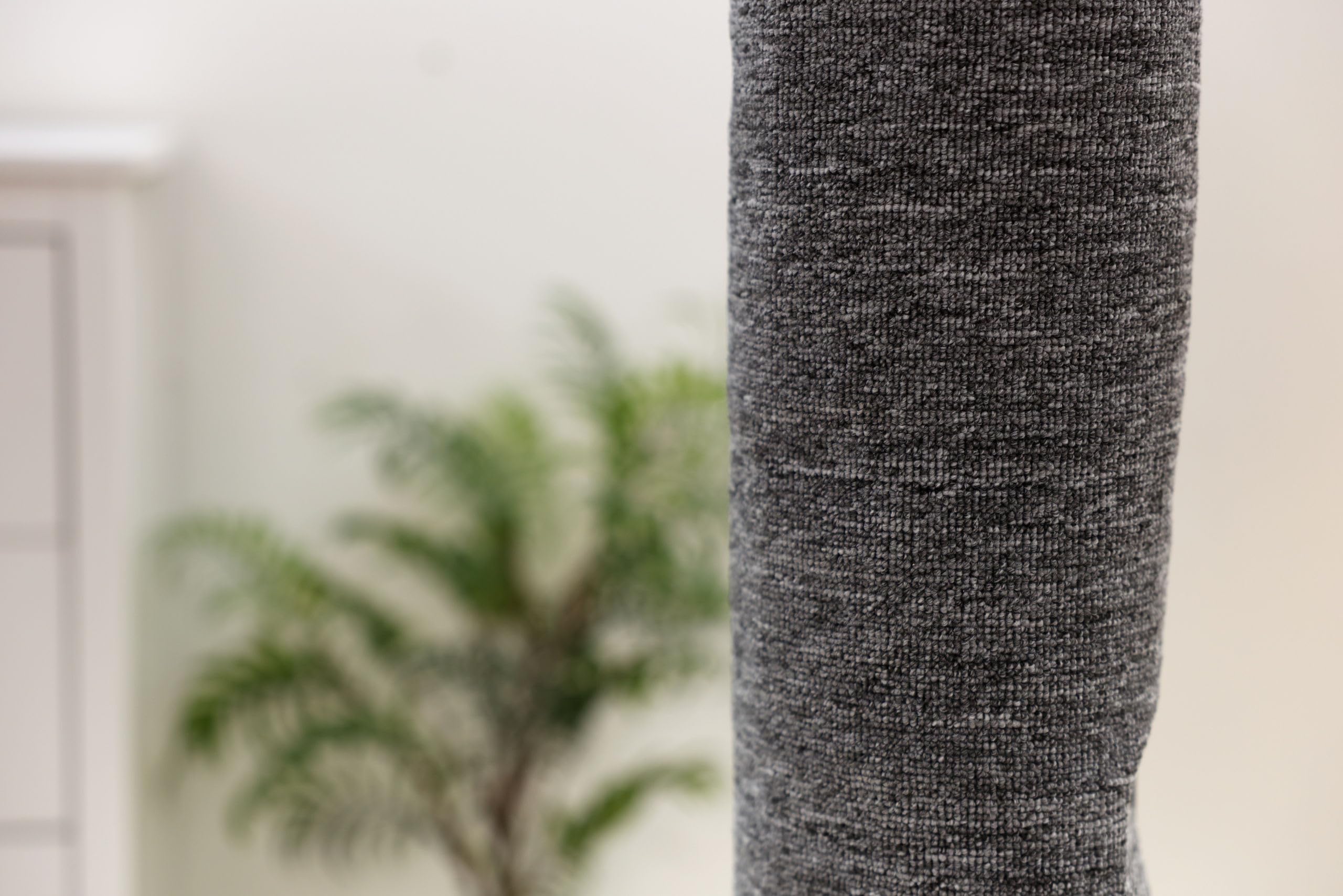 kerbl-pet-sac-d-escalade-carpet-griffoir-suspendu-gris-16-cm-x-240-cm image 2