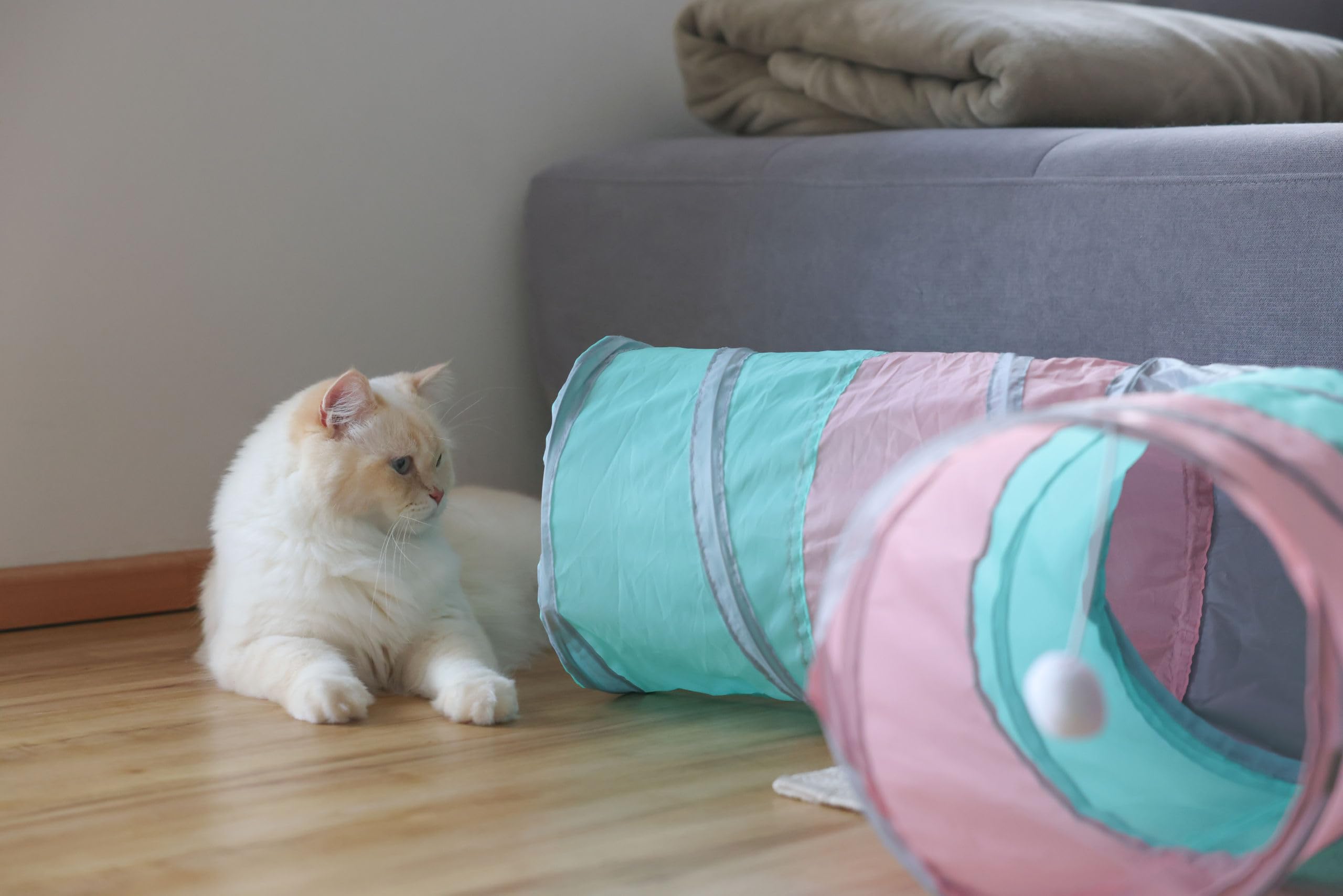 kerbl-pet-tunnel-de-jeu-triangle-pour-chat-80x50cm-25-cm-turquoise-rose-gris-bal image 4