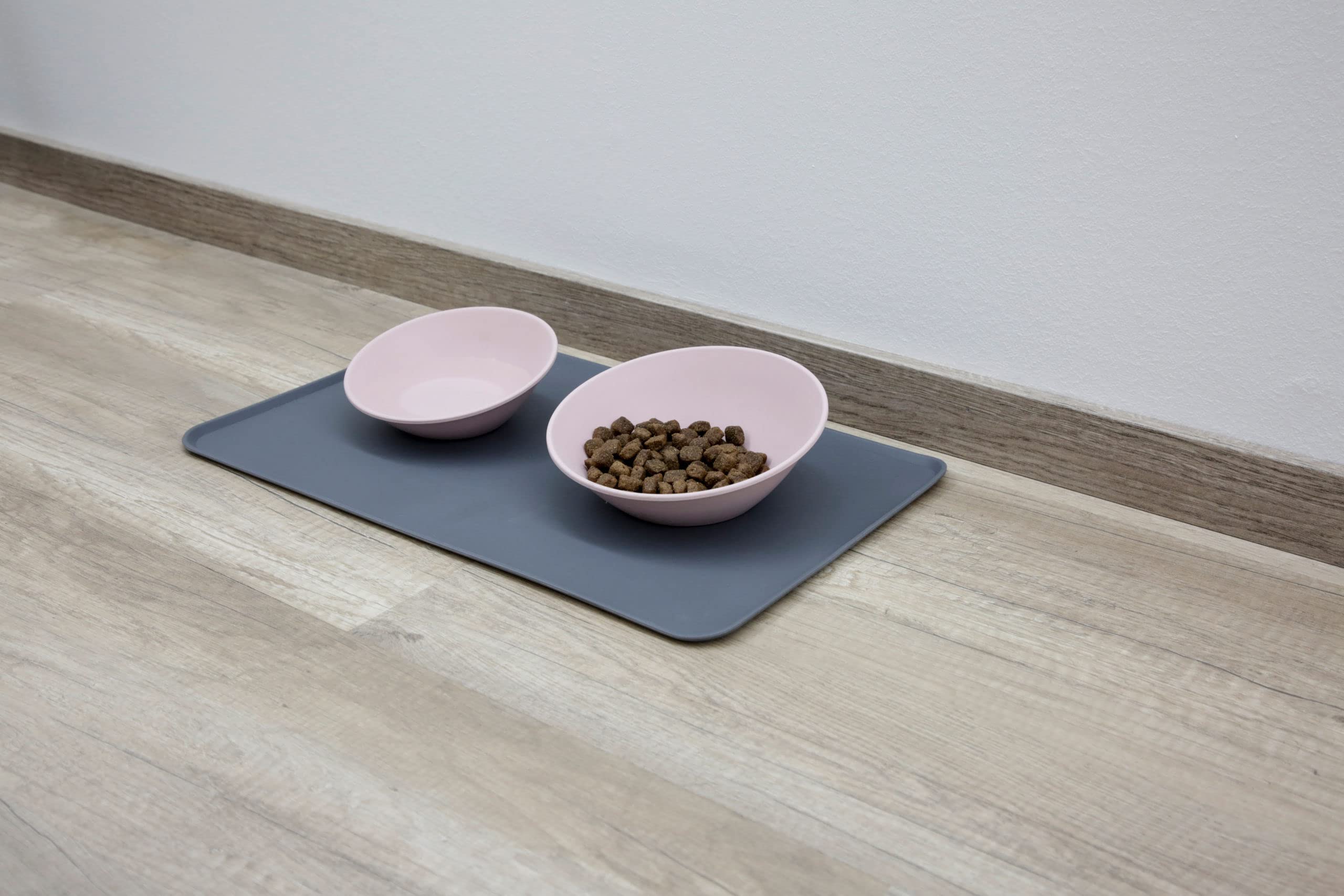 kerbl-tapis-de-protection-pour-gamelle-47-x-29-cm-antid-rapant-avec-bord-sur-lev image 2