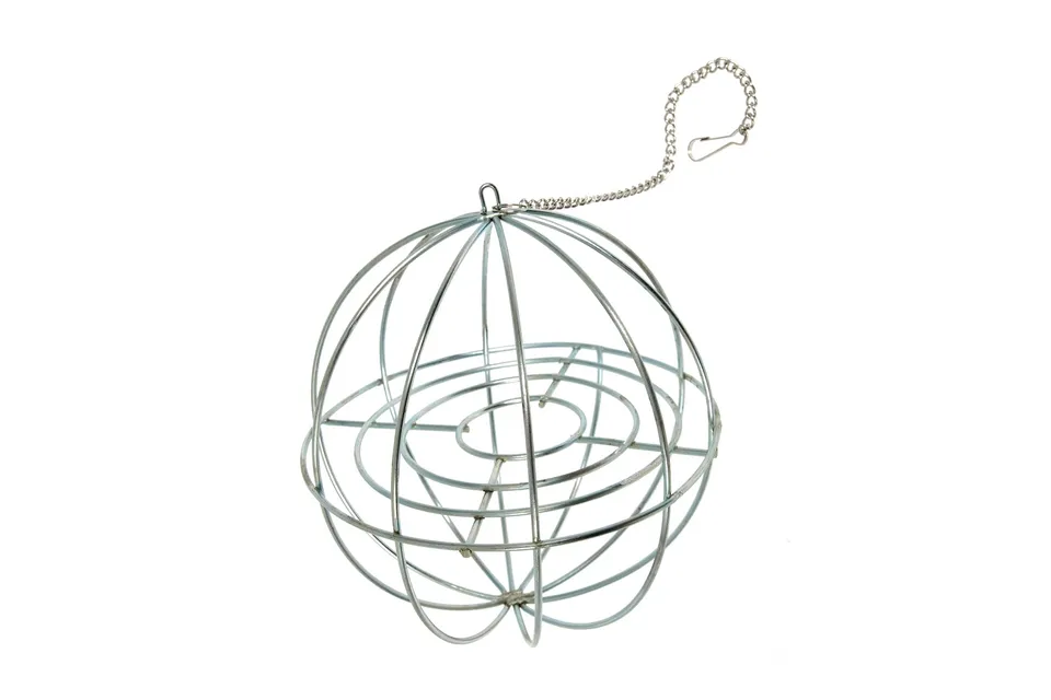 karlie-balle-salade-jouet-rongeur-m-tal-argent-diam-tre-9-cm-avec-cloche image 1