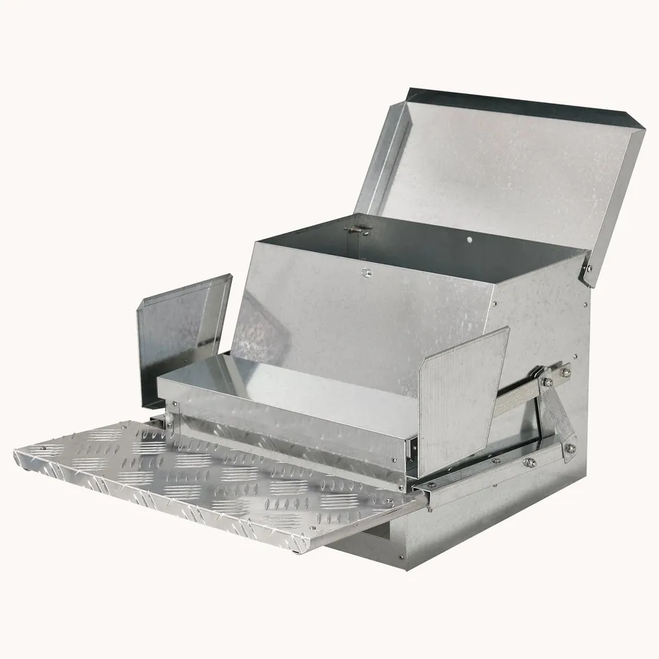 pawhut-mangeoire-automatique-poules-30-lbs-13-6-kg-galvanis-e-anti-intemp-ries image 1