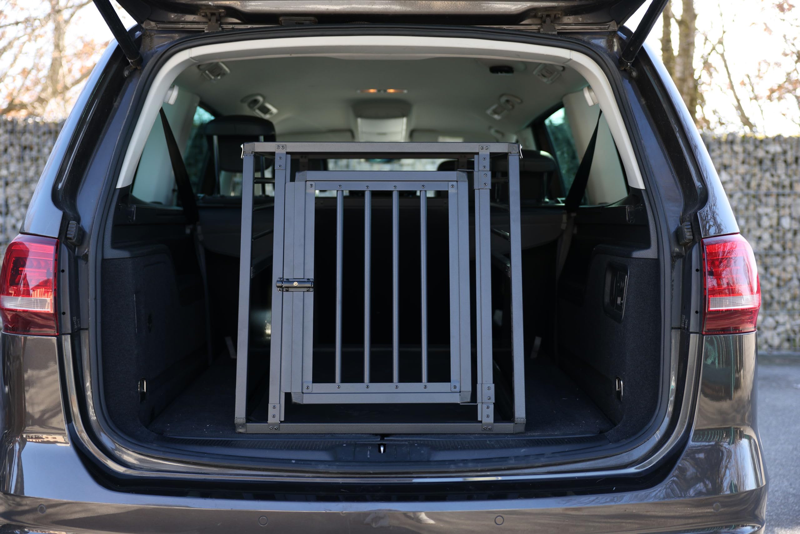 kerbl-vacation-cage-de-transport-en-aluminium-pour-chien-1-porte-graphite-92x65x image 8